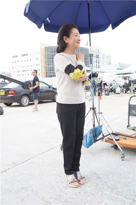鲍起静、陈展鹏、胡定欣等拍摄TVB《同盟》外景