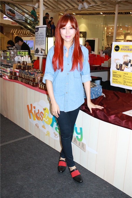 锺舒漫出席奥海城《Kids & Family Fair》活动