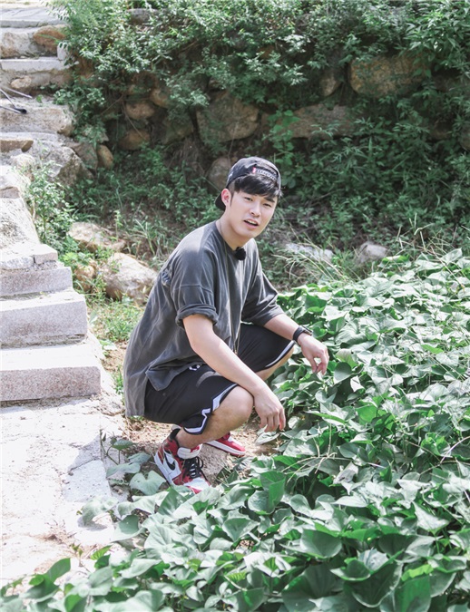 陈赫想吃佛跳墙登上热搜 险遭Henry「扒裤子」