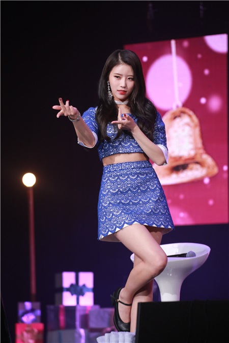 女团Lovelyz在首尔BLUE SQUARE举行了第四张迷你专辑《Fall in Lovelyz》媒体SHOW CASE