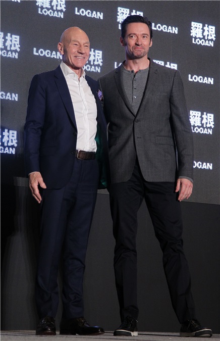 休杰克曼X教授记者会