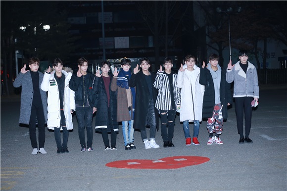 N.Flying、TRCNG、THEBOYZ、LOVELYZ、MOMOLAND、MonstaX等出席韩国音乐中心上班路