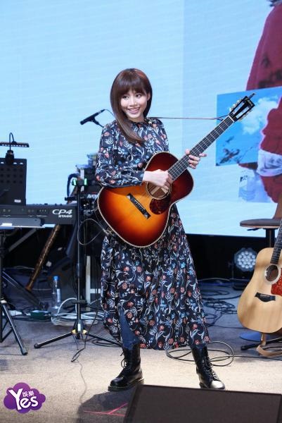 〈Yes 台北现场〉吴汶芳「我来自」演唱会彩排 舒米恩助阵同台合唱