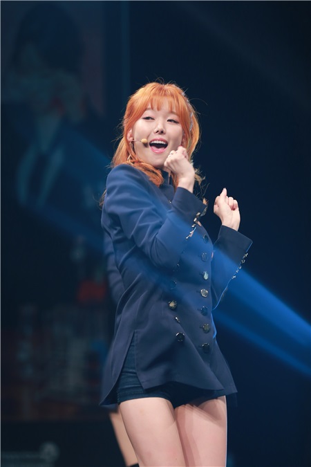 Dal★Shabet新辑showcase 热力演绎新歌舞台