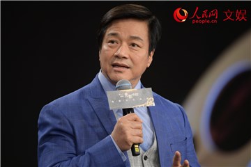 唐季礼在“光影中国”电影论坛上发言。人民网记者 於凯 摄