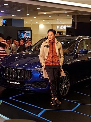 〈Yes 香港现场〉张智霖出席新车活动 婚後买车靠幻想