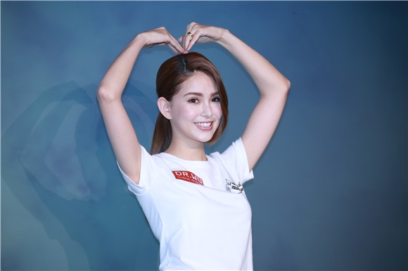 昆凌 Dr.Wu公益记者会