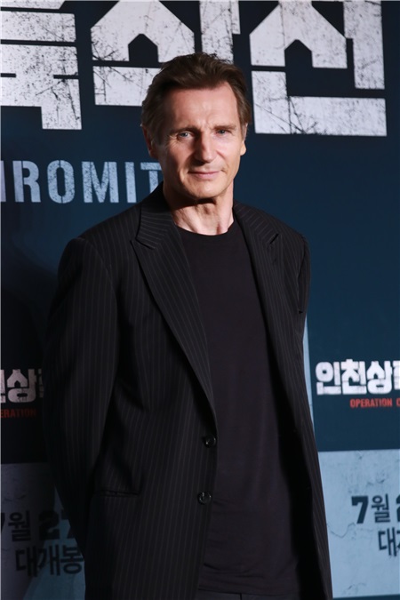 李政宰、连姆·尼森(Liam Neeson)出席电影《仁川登陆作战》访韩记者会