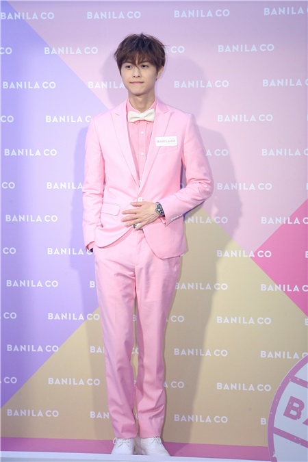 王子担任BANILA CO忠孝旗舰店一日店长