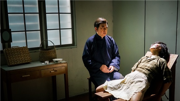 黄秋生最后一次惊悚血腥之作《失眠》女主角卫诗雅表现亮眼
