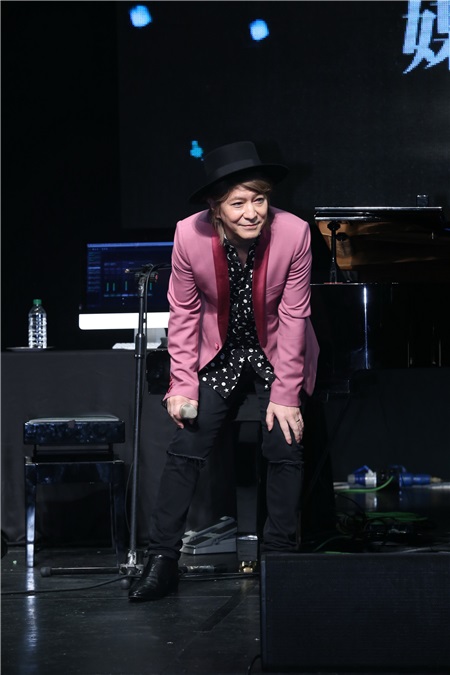 小室哲哉.坂本美雨 记者会