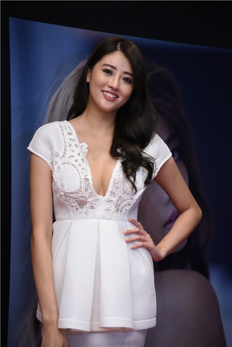 赖琳恩.李运庆 赖琳恩写真书发表会