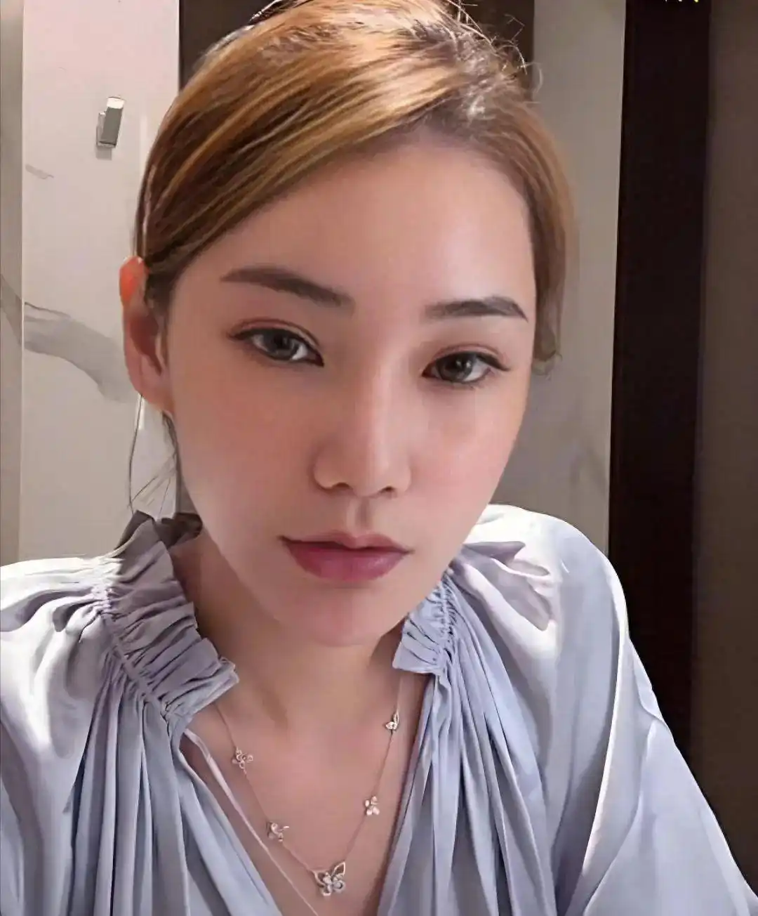 马筱梅直播护娃:大S的孩子就是我的孩子!