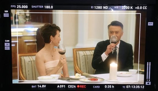 曹卫宇新剧杀青 成功演绎事业型暖男
