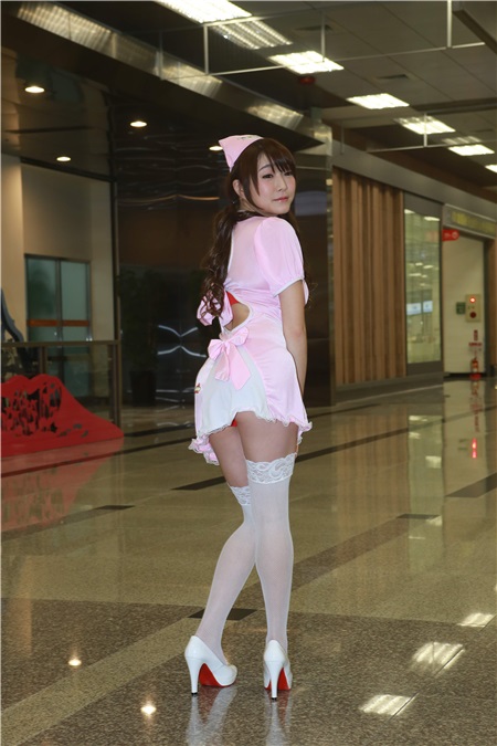 日本女优凉川绚音来台