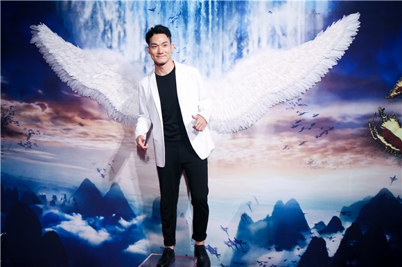 〈Yes 北京现场〉《鲛珠传》首映众星齐聚 张靓颖曝导演笑王大陆嘴大