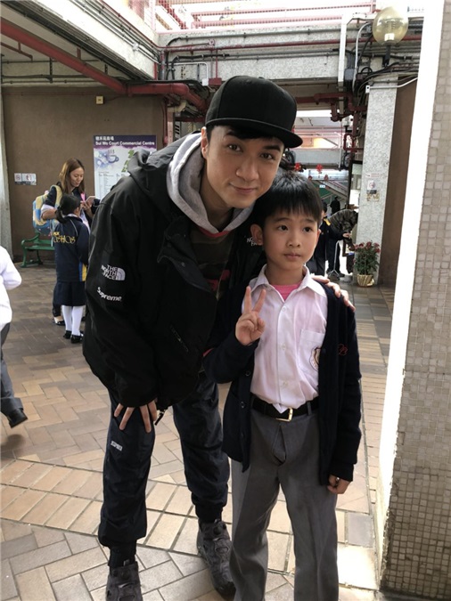 古巨基为演唱会拍摄「童年」特辑 回忆儿时与奶奶的美好时光