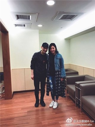 张学友昨台北演唱会最後一场 A-Lin丶萧敬腾变小粉丝