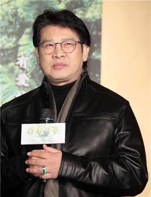 大爱「竹南往事」演员韩瑜、李政颖、杨庆煌、傅小芸、陈熙锋、柯素云等出席上档记者会。