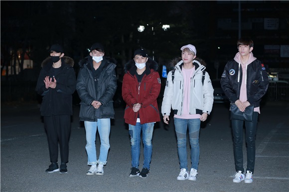 男团Seventeen、 ASTRO、 B1A4等前往KBS电视台参加《音乐银行》彩排
