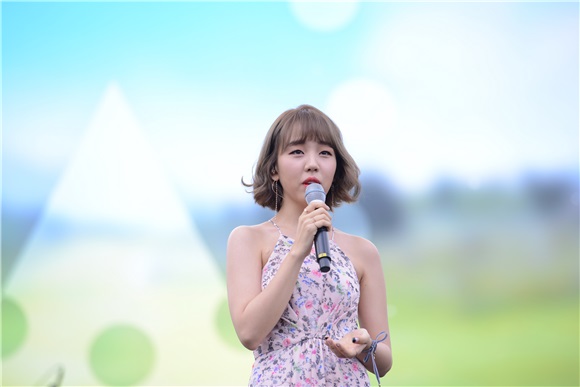 〈Yes首尔现场〉白娥娟、白艺潾、G.Soul出席大众音乐庆典 并献上精彩舞台