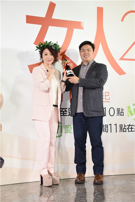 陶晶莹与阿Ken出席《女人234首播》记者会