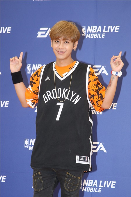 鼓鼓出席NBA球星见面会