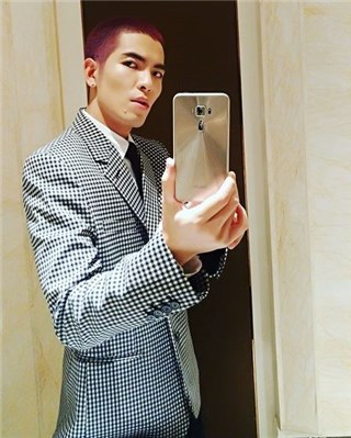 熊抱血书投毒样样来 粉丝恐怖行为大盘点