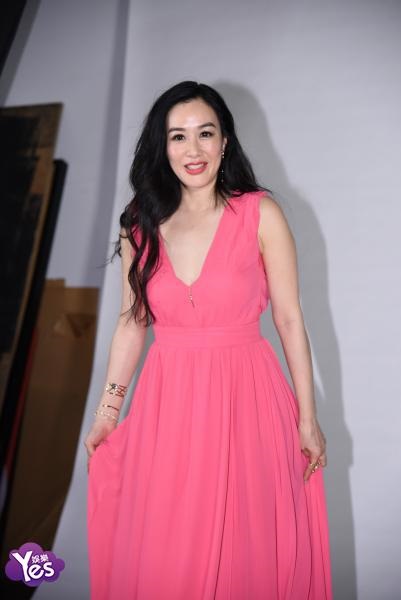 钟丽缇睽违两年现身台北拍摄广告代言