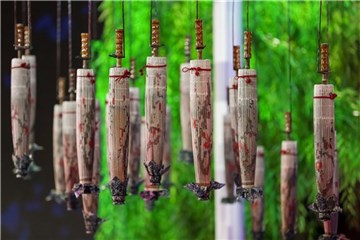 眼花缭乱的伞架