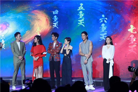 王子文自爆演仙女压力大 盛一伦表示新角色十分励志