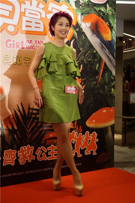 电影《宝贝当家》首映礼 杨千嬅、吴镇宇出席