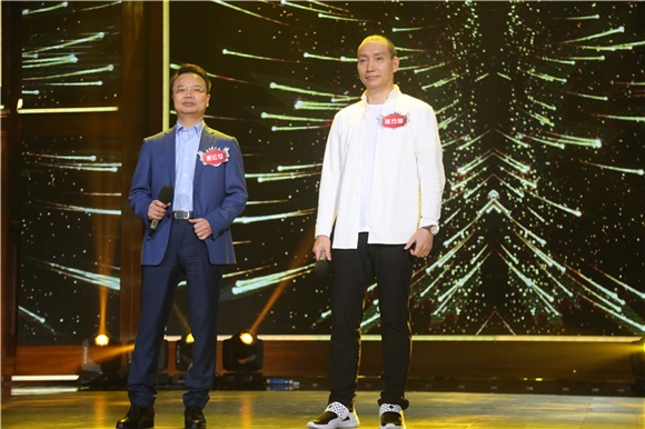「小骄傲」张艺兴回「家」体检 马苏自曝是「金鱼记忆」?