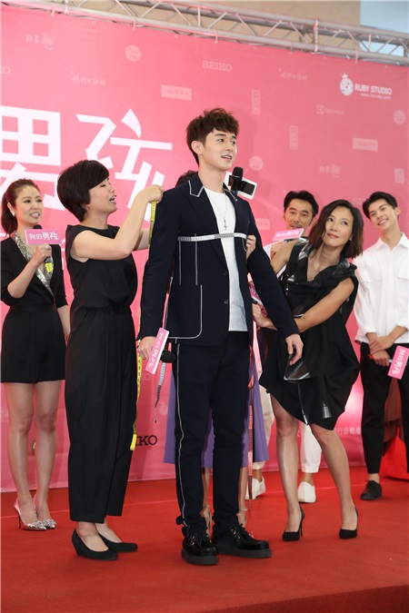 林心如、张轩睿、高圣远、李李仁等出席戏剧《我的男孩》开镜记者会