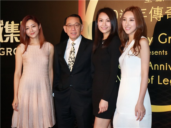 杨千嬅、薛凯琪等出席「太阳城10周年传奇之夜」的庆祝活动