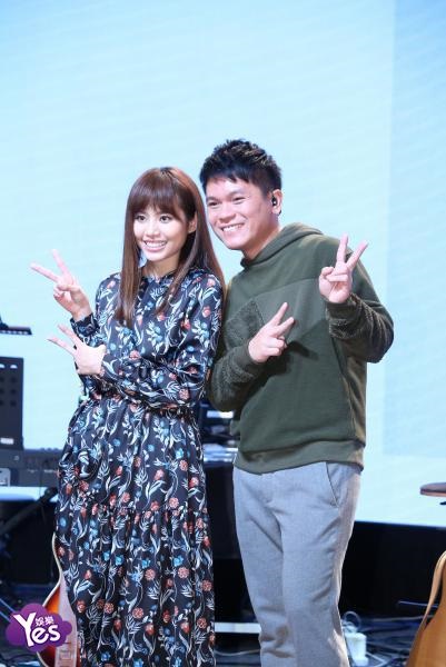 〈Yes 台北现场〉吴汶芳「我来自」演唱会彩排 舒米恩助阵同台合唱
