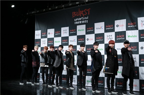 〈Yes 首尔现场〉韩国男团UP10TION迷你专辑《BURST》发售showcase
