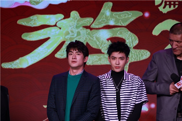 罗志祥送吴亦凡「照妖镜」 黄渤传林更新「金箍棒」