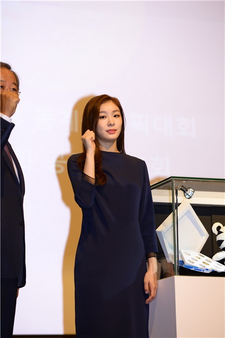 〈Yes 首尔现场〉金妍儿助阵冬奥会活动 再现优雅女王POSE