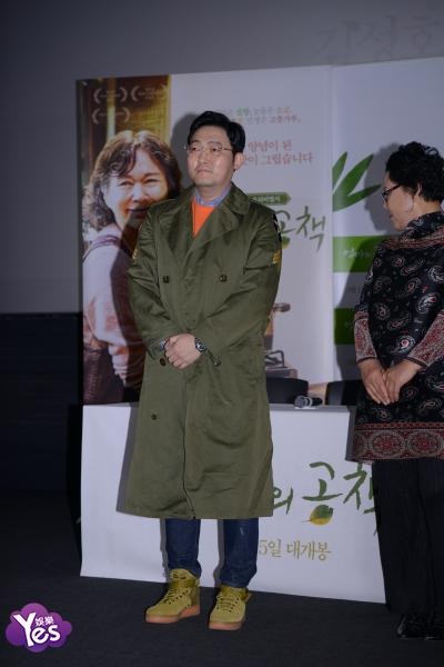 〈Yes 首尔现场〉李钟赫、金成恩等出席电影《妈妈的笔记本》媒体试映会