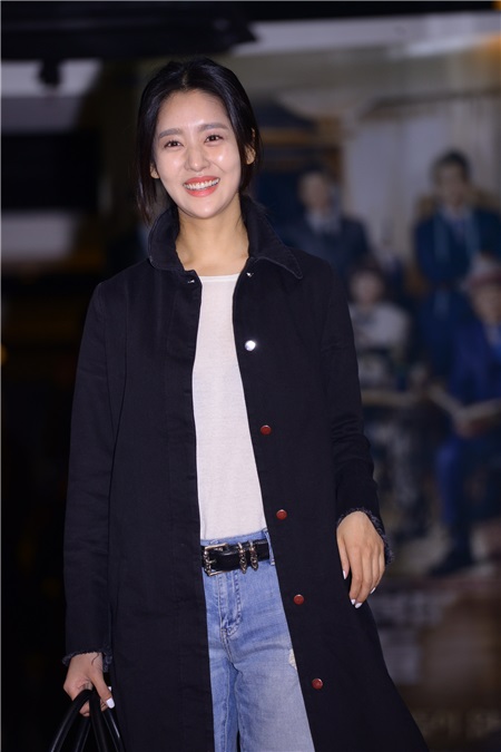 李东健、赵伦熙、显佑、李世英等出席《月桂树西装店的绅士们》终放宴
