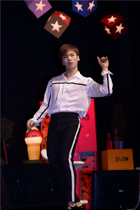 ASTRO举行第四张迷你专辑《Dream Part.01》发售showcase