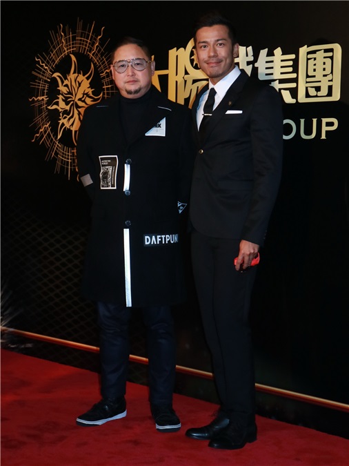杨千嬅、薛凯琪等出席「太阳城10周年传奇之夜」的庆祝活动