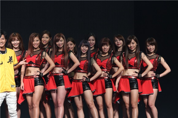 LamiGirls 发片记者会 孙协志、阿翔现身站台