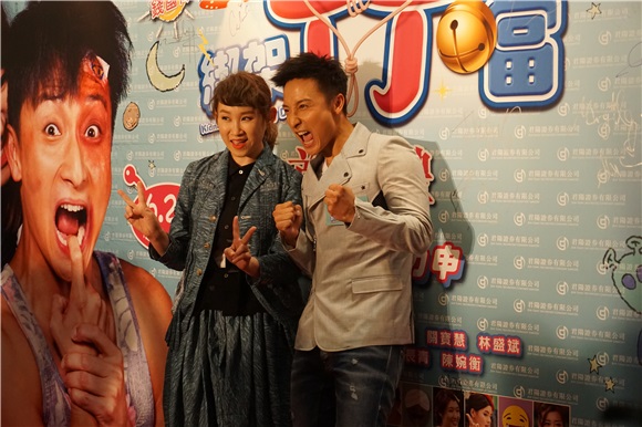 王菀之与方力申出席两人主演的电影《绑架丁丁当》首映礼