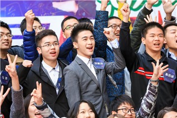 何猷君展现卓越的数学能力和超高的智商