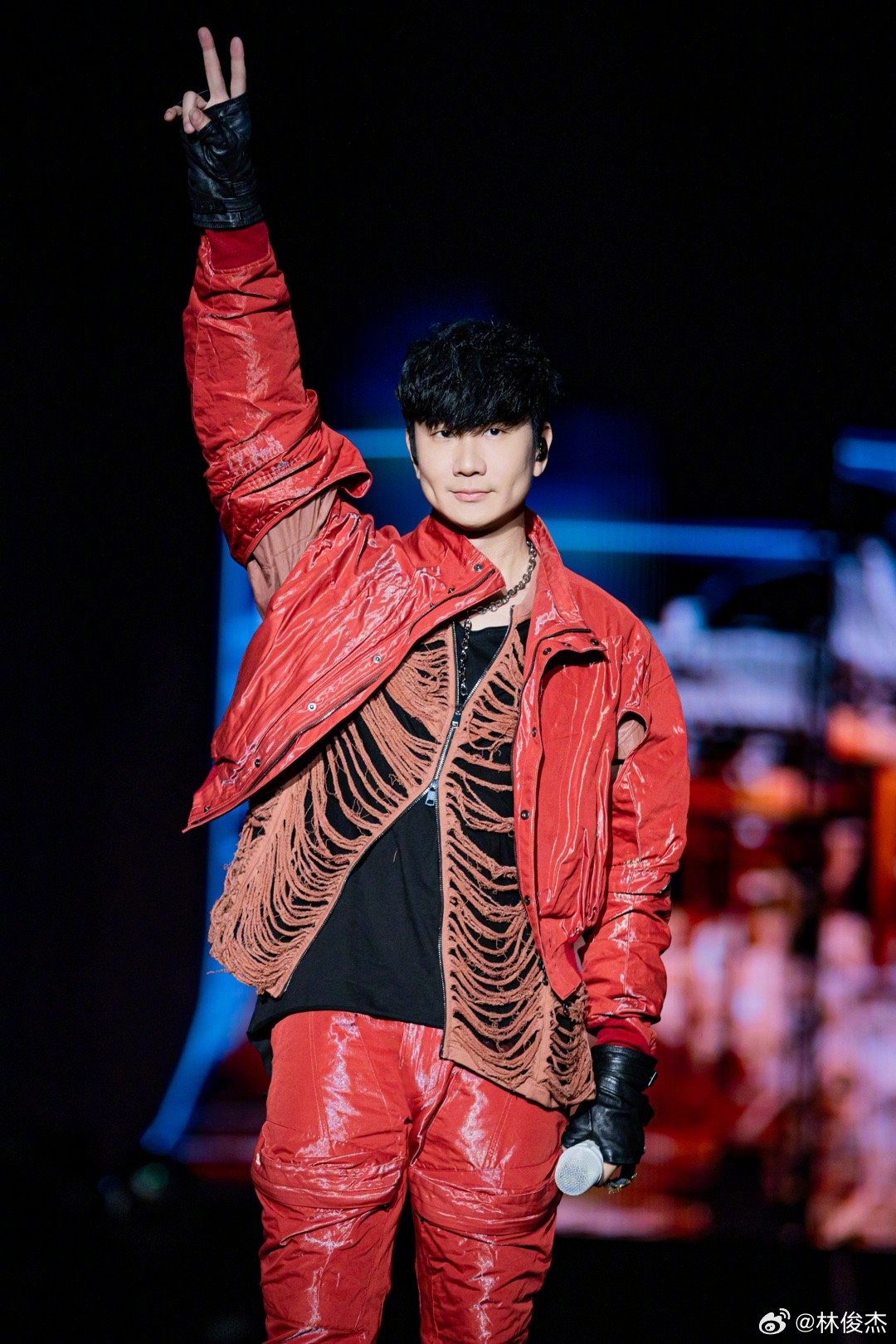 林俊杰携“JJ20” 时隔五年再回天津 累计近十万歌迷 热情创造难忘瞬间