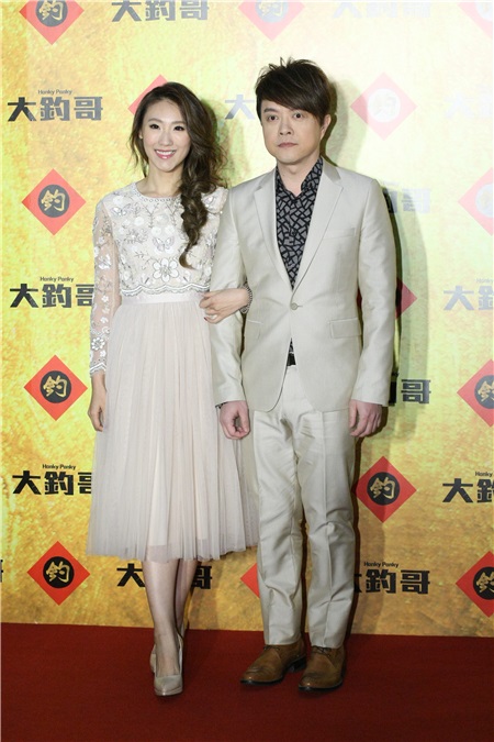 导演黄朝亮、猪哥亮、蓝正龙、吴克群等出席《大钓哥》首映记者会
