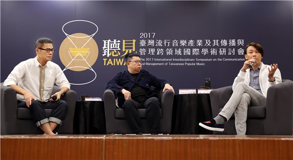 罗大佑陶喆同台开讲 两代音乐教父圣诞节鼓励年轻人「勇敢唱」