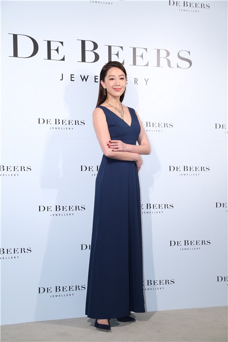 天心、隋棠出席钻石品牌工艺展览开幕酒会